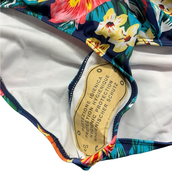 EKOUAER modest twist front shirred middle tummy control one piece swimsuit - Picture 9 of 9